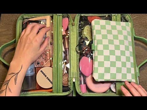 ASMR ~ What’s in my makeup bag ✨💅🏻💋💄old school style 