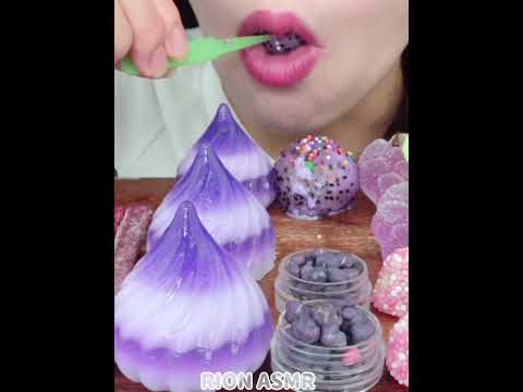 PURPLE SWEETS 💜EATING SOUNDS #asmr #mukbang #咀嚼音 #eatingsounds