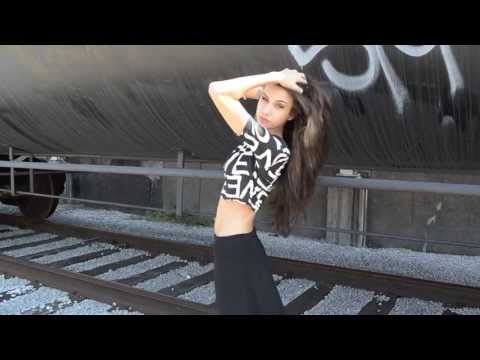 Selena Gomez - Come & Get It - Cover by Sabrina Vaz