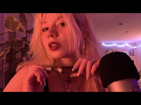 ASMR Lipgloss and Mouth Sounds 🎀💜 (application, plumping)