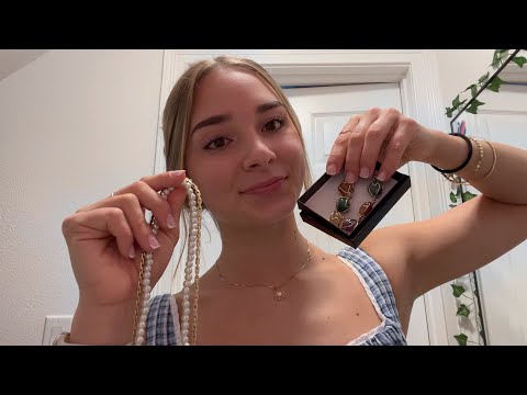 asmr jewlery sales person