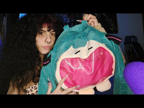 ASMR what's in my bag 💜 | Fast & Aggressive (whispered) tapping, gripping+