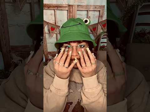ASMR Autistic: Stim with me 💗🐸#asmr  #tingles #autismsensory #adhdrelief #tapping #youtubeshorts