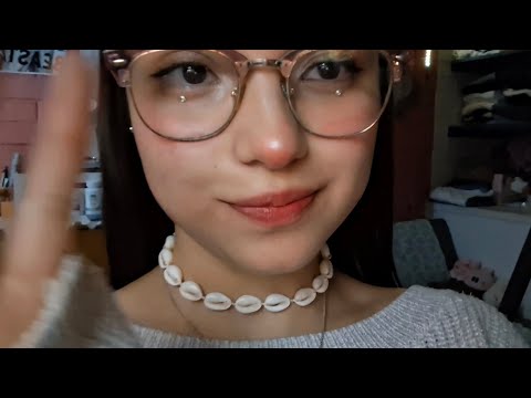 ASMR // CHARLANDO UN RATITO ¿como conocí el asmr? (masticando gomitas y chicle)🍬