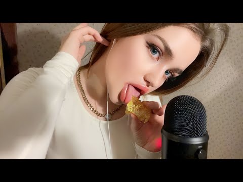 🐝 ASMR EATING RAW HONEYCOMB 🍯 АСМР ИТИНГ МЕДОВЫХ СОТ