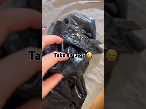 do you already know what’s about to happen? #latexgloves #latexleggins #gloves