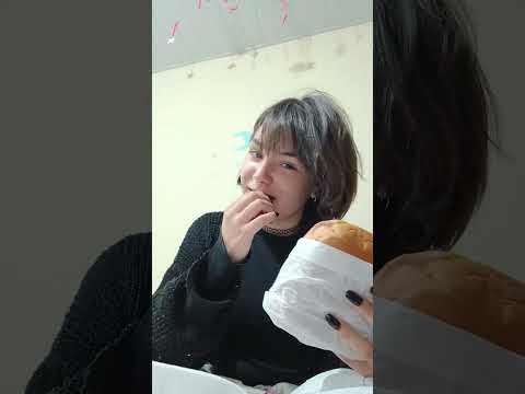 comendo lanche❤️❤️❤️ #lanche