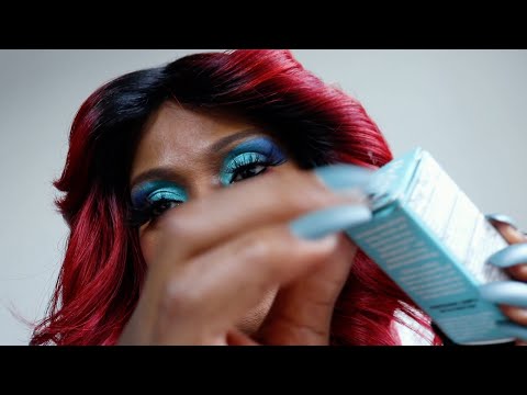 ASMR Chewing Gum With Tapping Sounds