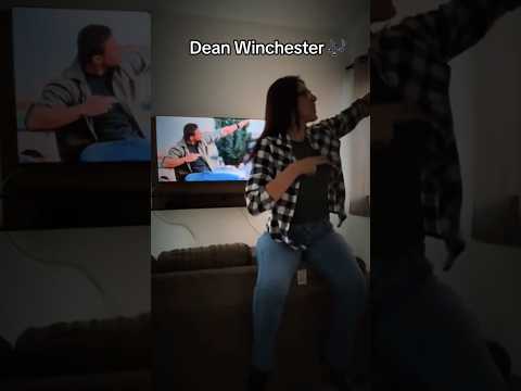 Não passei na janela do carro, então foi no sofá mesmo 😅 #shorts #jensenackles