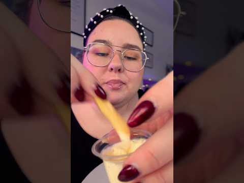#fries #burgerkingasmr #burgerking #asmrmukbang #relax #asmr #tingles #josefinasmr #eatingsounds