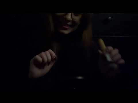 my second ASMR video (mic scratching + brushing)