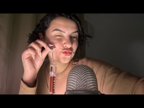 ASMR: Mouth sounds + mic scratching 