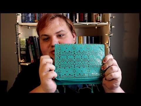 ASMR What's In My Bag 2.0