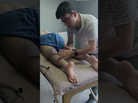 Turkish massage that relieves stress in the back of the legs #satisfying #relaxing #asmr #shorts