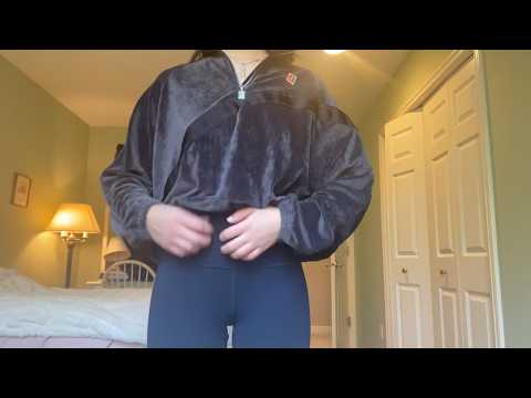 ASMR SPORTS OUTFIT SCRATCHING AND RUBBING LEGGINGS AND TOP