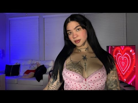 ASMR Te llevo tu regalo de  cumpleaños /Dayaleasmr