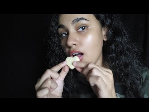 asmr comendo biscoito "som de mastigação"