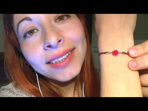 ASMR Mis regalitos. Sonidos, mouth sounds etc.,soft spoken//In Spagnolo.. Molti suoni, sussurri...