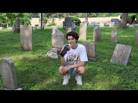 ASMR in The Graveyard 🪦