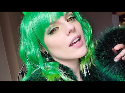 DITL Vlog for The Grinch Content