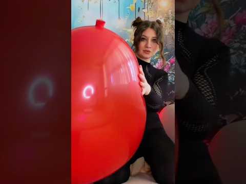Balloon deflation is HILARIOUS!!😆#balloon