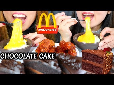 ASMR CHOCOLATE CAKE and MCDONALD'S BBQ CHICKEN TENDERS & CHEESY MASHED POTATOES | Kim&Liz ASMR