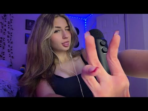 ASMR// FAST & AGGRESSIVE CLICKY MOUTH SOUNDS, SLEEPY HAND MOVEMENTS, TAPPING (TINGLY)