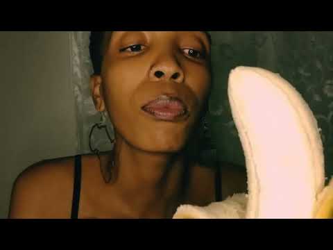 ASMR Eating Thick, Long Banana 💛👅🍌
