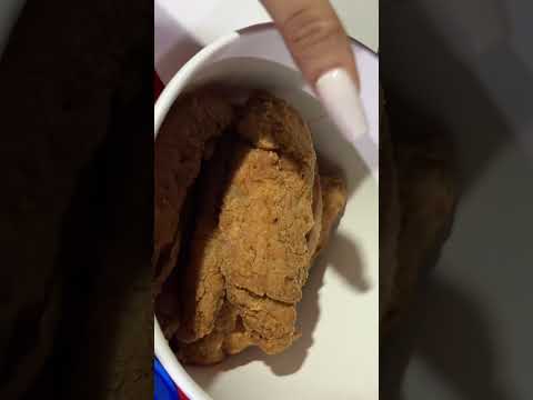 ASMR VLOG ESPAÑOL| EATING FRIED CHICKEN #asmr #asmrcommunity #asmrsounds