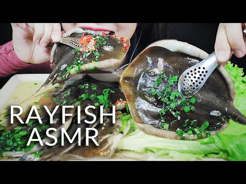 ASMR OIL-BASTED RAY FISH (SKATE,STINGRAY FISH)WITH VEGETABLE CRUNCHY CHEWY EATING SOUNDS | LINH-ASMR