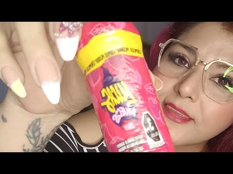 ASMR comiendo lucas muecas sabor cereza #asmr @asmrglendih 