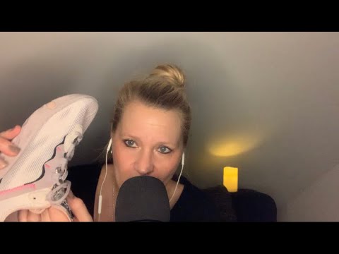 [ASMR] german/deutsch - Vorstellung Sneaker-whispering - scratching -Ich flüstere dich in den Schlaf