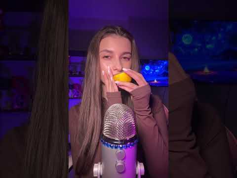 #asmr #tingles #tingles #visualtingle #relax #triggersforsleep #mouthwhisper