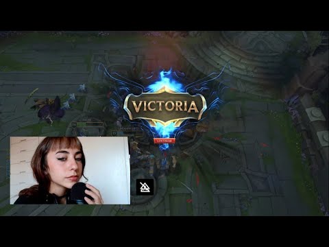 asmr jugando al lol 😃 random