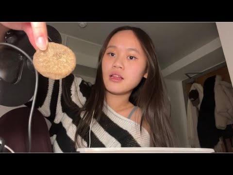 ASMR eating dried figs while rambling about my life updates!! 