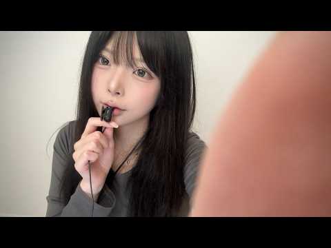 ASMR ⚠️ 진짜 따끔합니다... 핀마이크 입소리로 카메라 괴롭히기