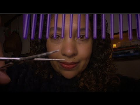 ASMR Transformação Capilar: corte de cabelo do longo para curto (sons de escova, pente e corte)✂💆‍♀️