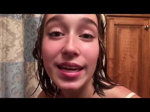 ASMR- Shampooing my hair