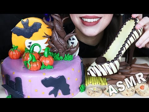 ASMR HALLOWEEN HAZELNUT CAKE, POCKY & EDIBLE HIGH HEEL SHOE (EATING SOUNDS) No Talking MUKBANG 먹방