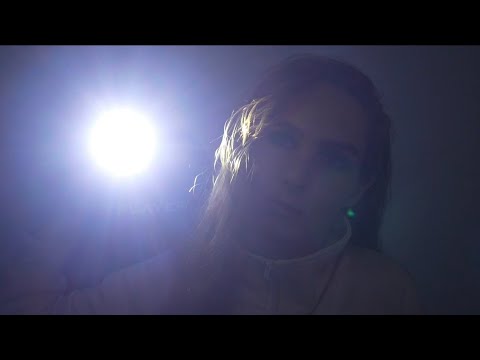 ASMR 🔦 MIXED BRIGHT LIGHT TRIGGERS with little scratchy scratchy 🙌🏼