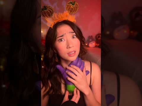 whose hand is this 🤔  #asmr #relax #triggersforsleep #asmrtriggers #tingles #sleepysabasmr