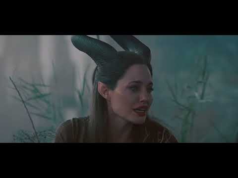 When you can relate to Maleficent losing her wings 🖤🪽