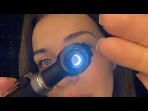 ASMR👂🏻Ear cleaning + Ear exam 🫧