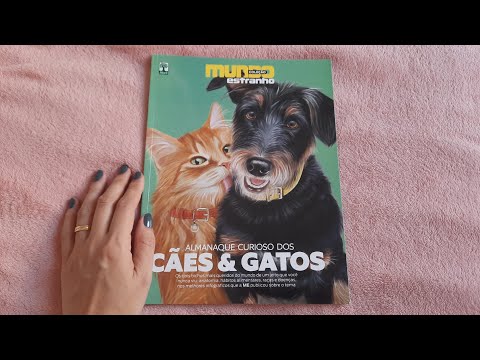 ASMR Folheando Revista | Mundo Estranho (Sussurros)