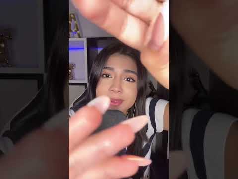 ASMR   MASAJES EN TU CARITA 😊😊 YT： Anny ASMR sígueme para más conten