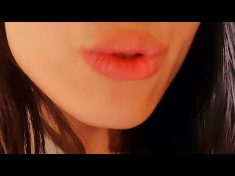 ASMR Ear Cleaning With Mouth Sounds 💕 ear digging, binaural ear attention, mic scratching, closeup