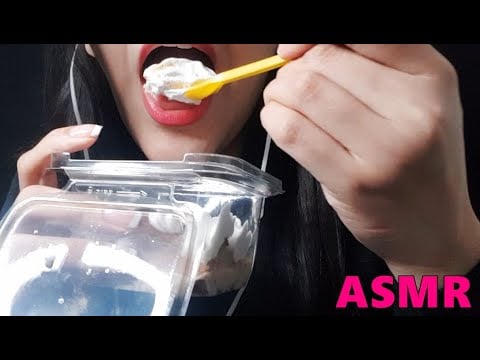 ASMR Comiendo Torta Tres Leches y Susurrando 🍰| ASMR en Español