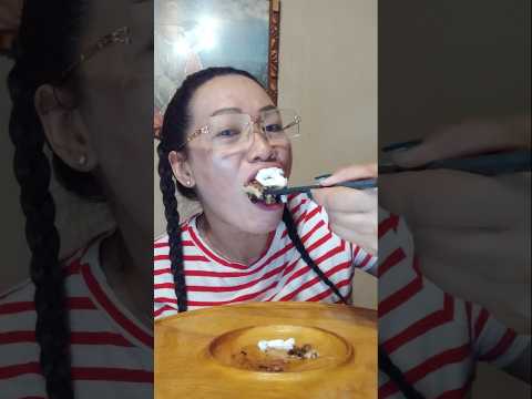CREAMY CAKE#shortsfeed #mukbang #everyone #food #eatingshow #eating #cake #creamy