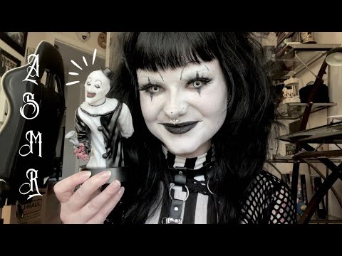 ASMR | Horror Movie Triggers 🎥🩸 tapping, scratching, etc.