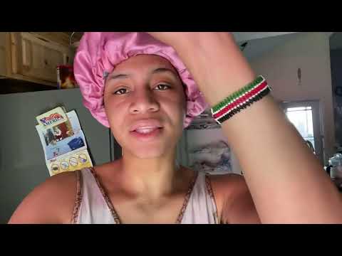 Vlog # 32 - Breakfast: Bacon, Eggs, Sausage, Tots